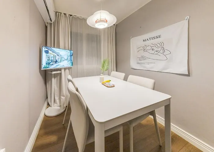 Nook Hongdae 5min From Hongik Univ Stn 2 Queen Beds
