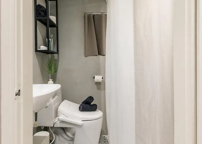 Villa Nook Hongdae 5min From Hongik Univ Stn 2 Queen Beds