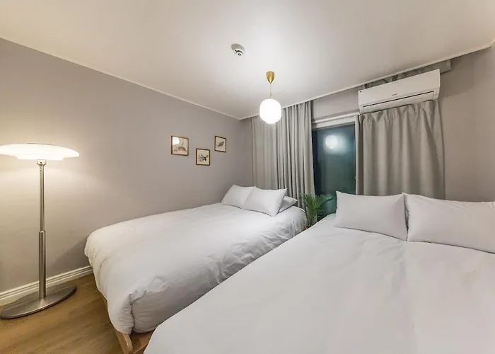 Nook Hongdae 5min From Hongik Univ Stn 2 Queen Beds *